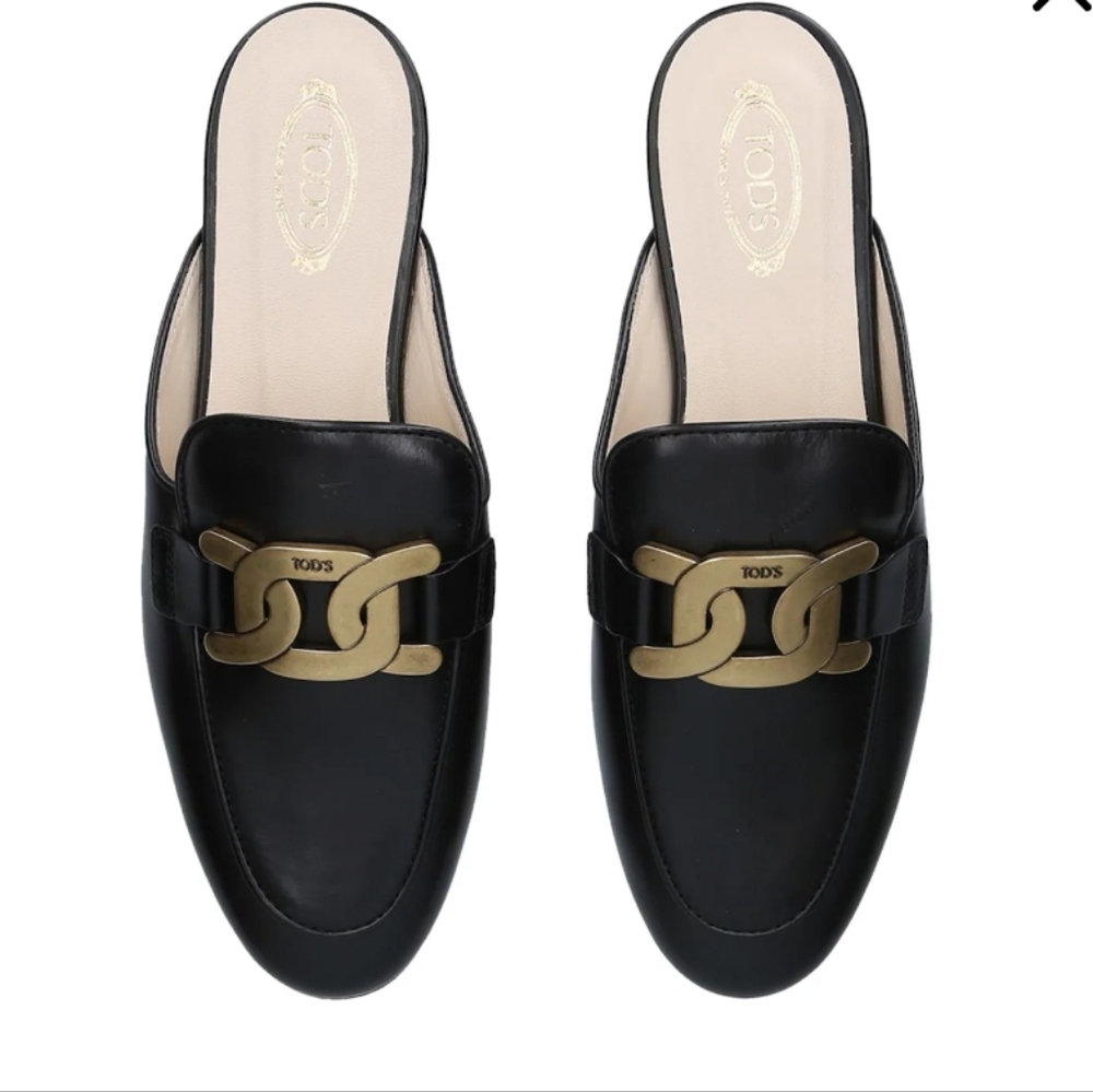 NWOT TOD'S Leather Slippers